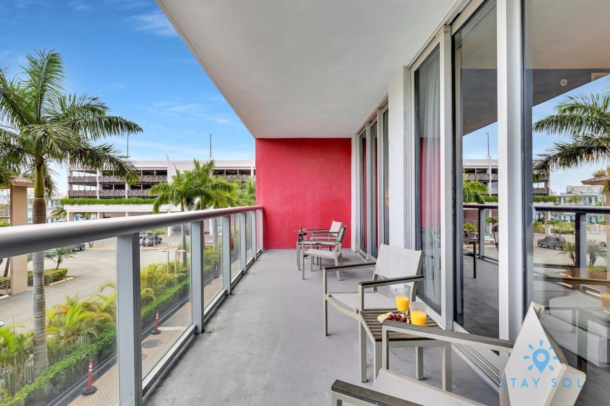 Modern Resort Modern Apartment 2 Bedroom 2 Br Pool Hallandale Beach Exterior photo